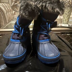 New! Tombik Stylish Blue Fur-Lined Winter Boots